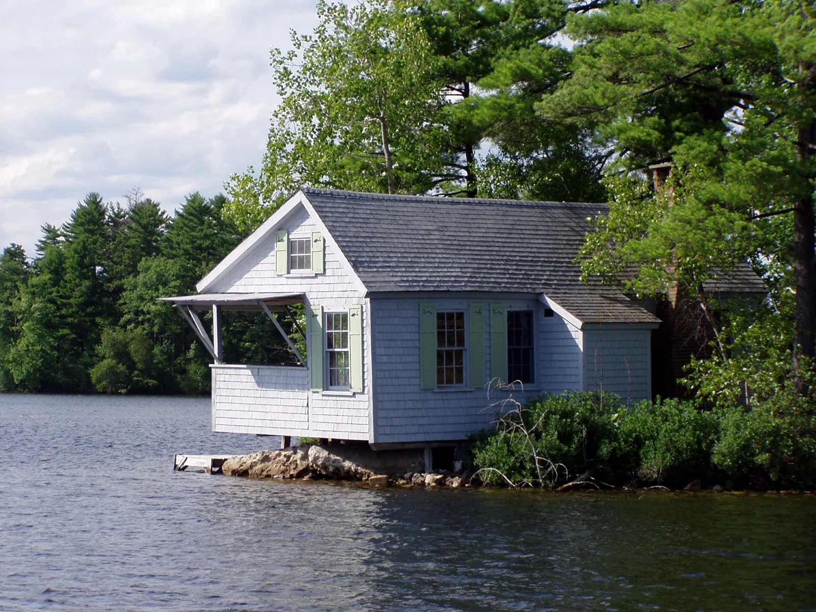 Cabin on Loon Island